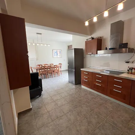 Ammos Family Apartment