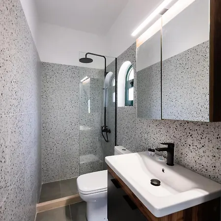 Ammos Family Apartment *