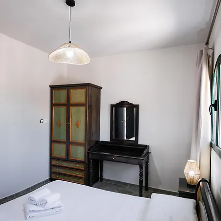 Ammos Family Apartment